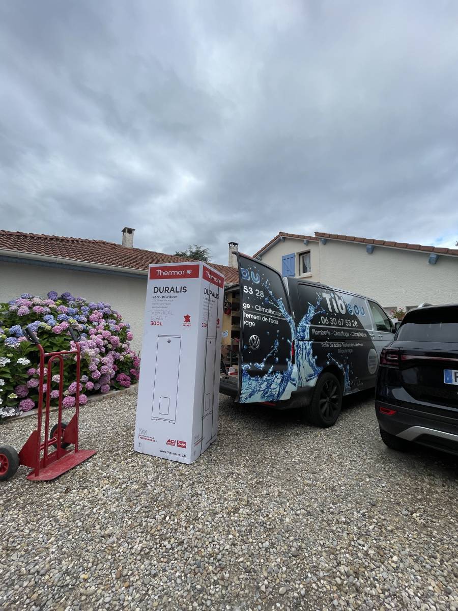 Recherche plombier sérieux et de confiance sur la région lyonnaise ?? Une fuite chauffe-eau un wc bouché ou votre évier bouché ??
